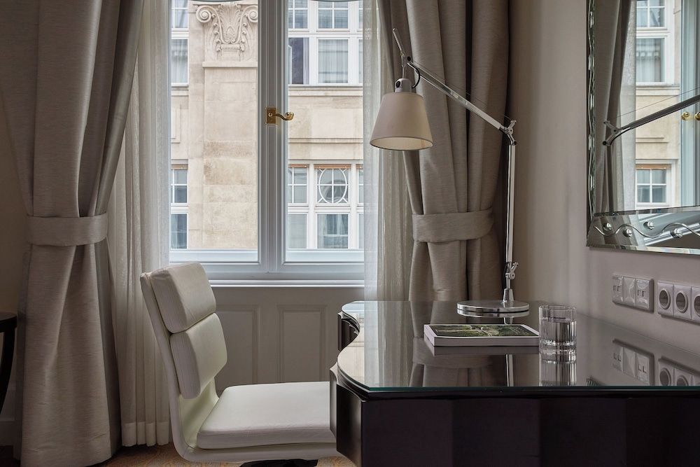 undefined Four Seasons Gresham Palace 2