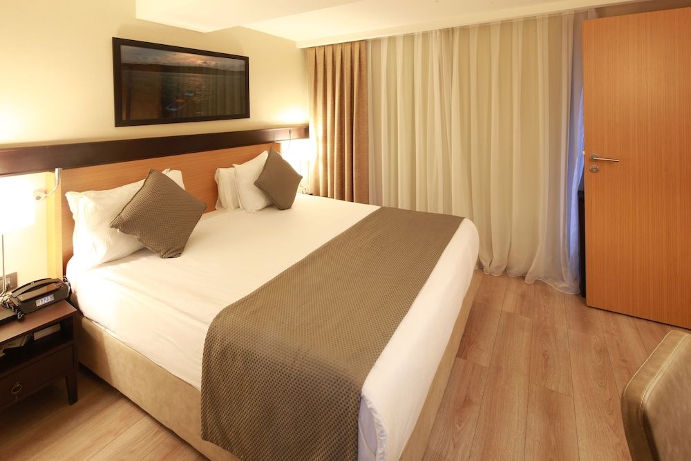 Port Bosphorus Hotel Economy Room