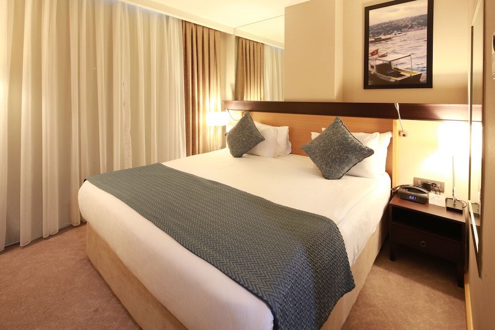 Port Bosphorus Hotel Economy Room 2