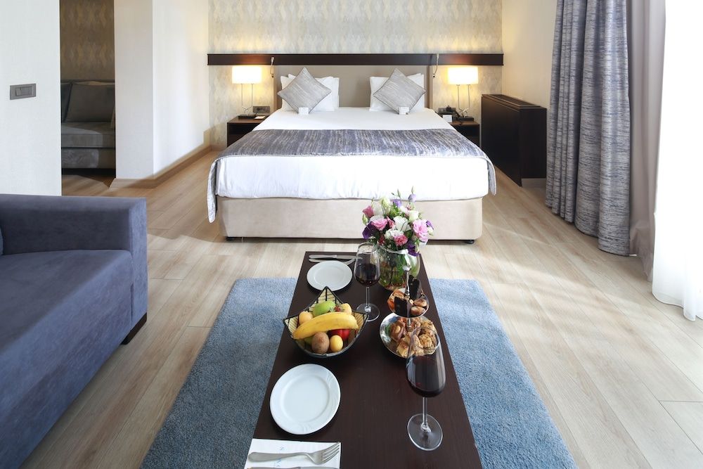 undefined Port Bosphorus Hotel 7