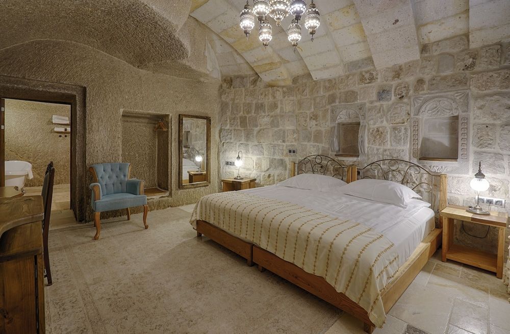 Hera Cave Suites Standard Double or Twin Room, Non Smoking 5