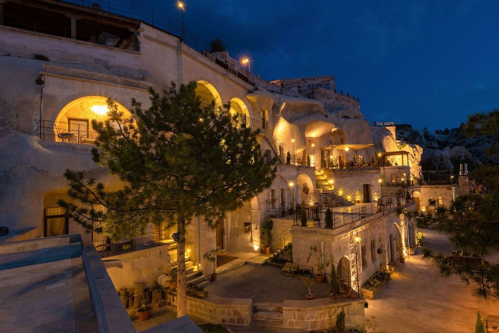 undefined Hera Cave Suites 8