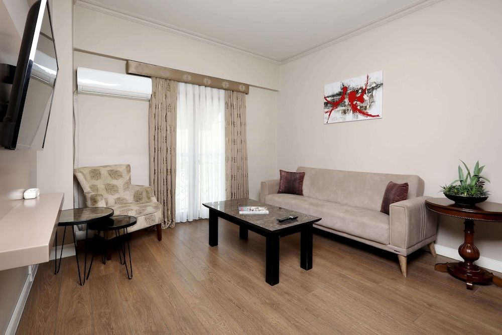 New Balturk Hotel Izmit Family Suite, Connecting Rooms 5