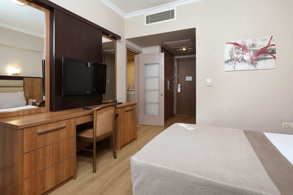 New Balturk Hotel Izmit Family Suite, Connecting Rooms 13