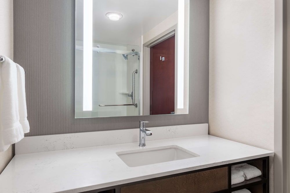 King Room Jr. Suite