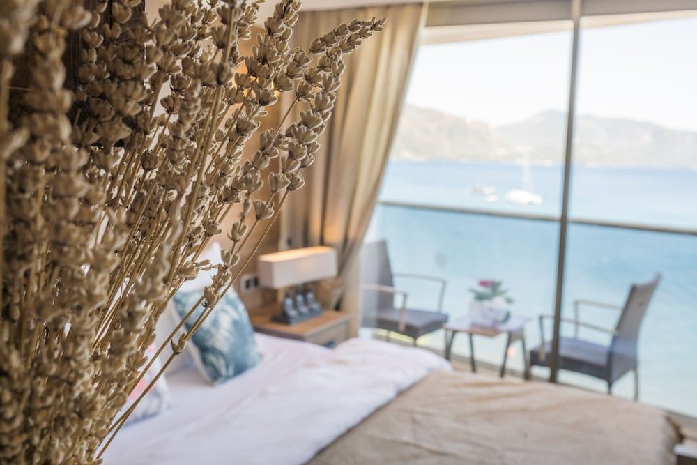 Aurasia Beach Hotel Standard Double or Twin Room, Sea View 2