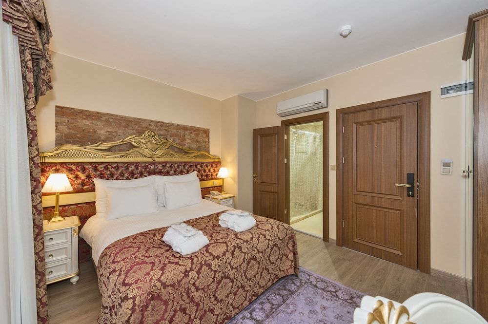 By Murat Royal Hotels Standard Room 3