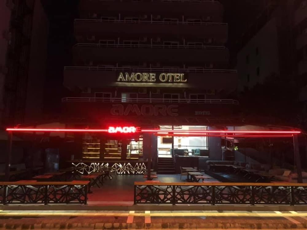 Amore Hotel