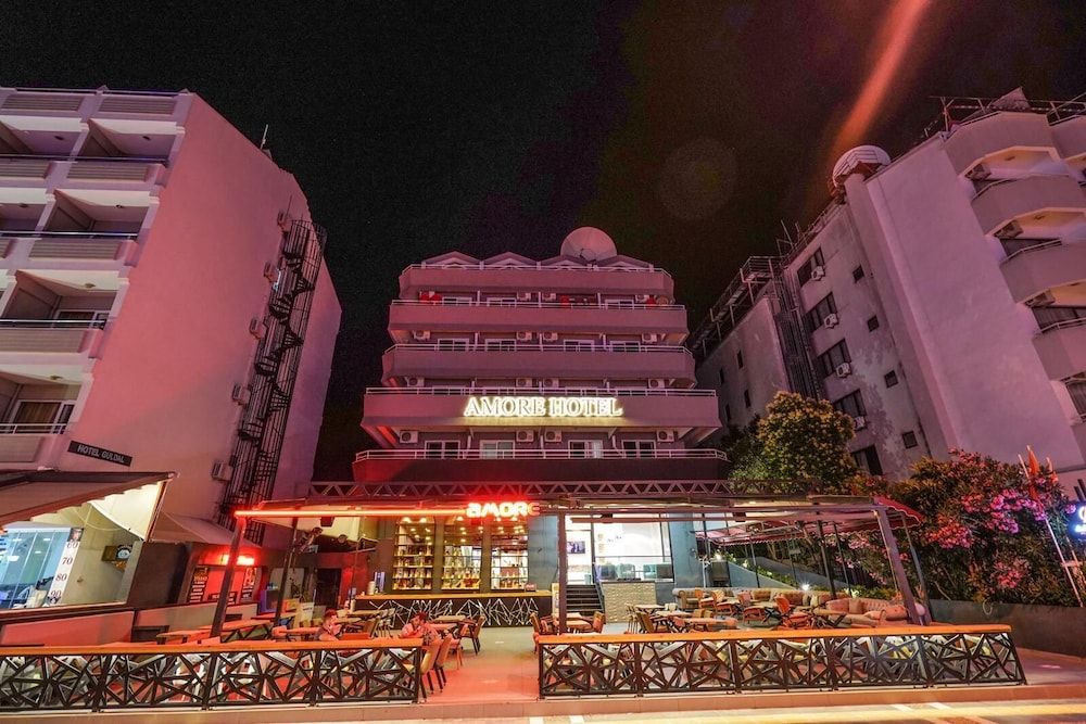 Amore Hotel