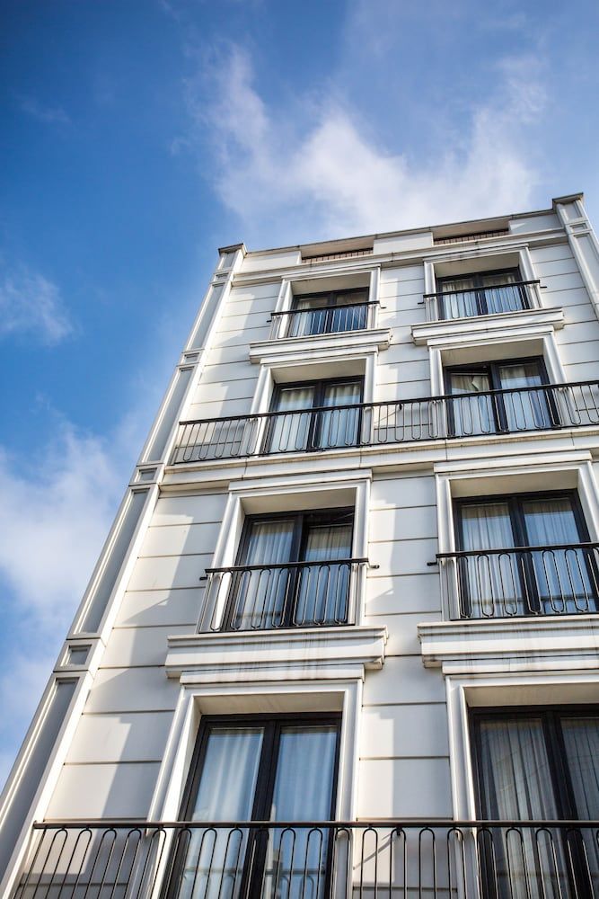 undefined The White Orient Hotel 3