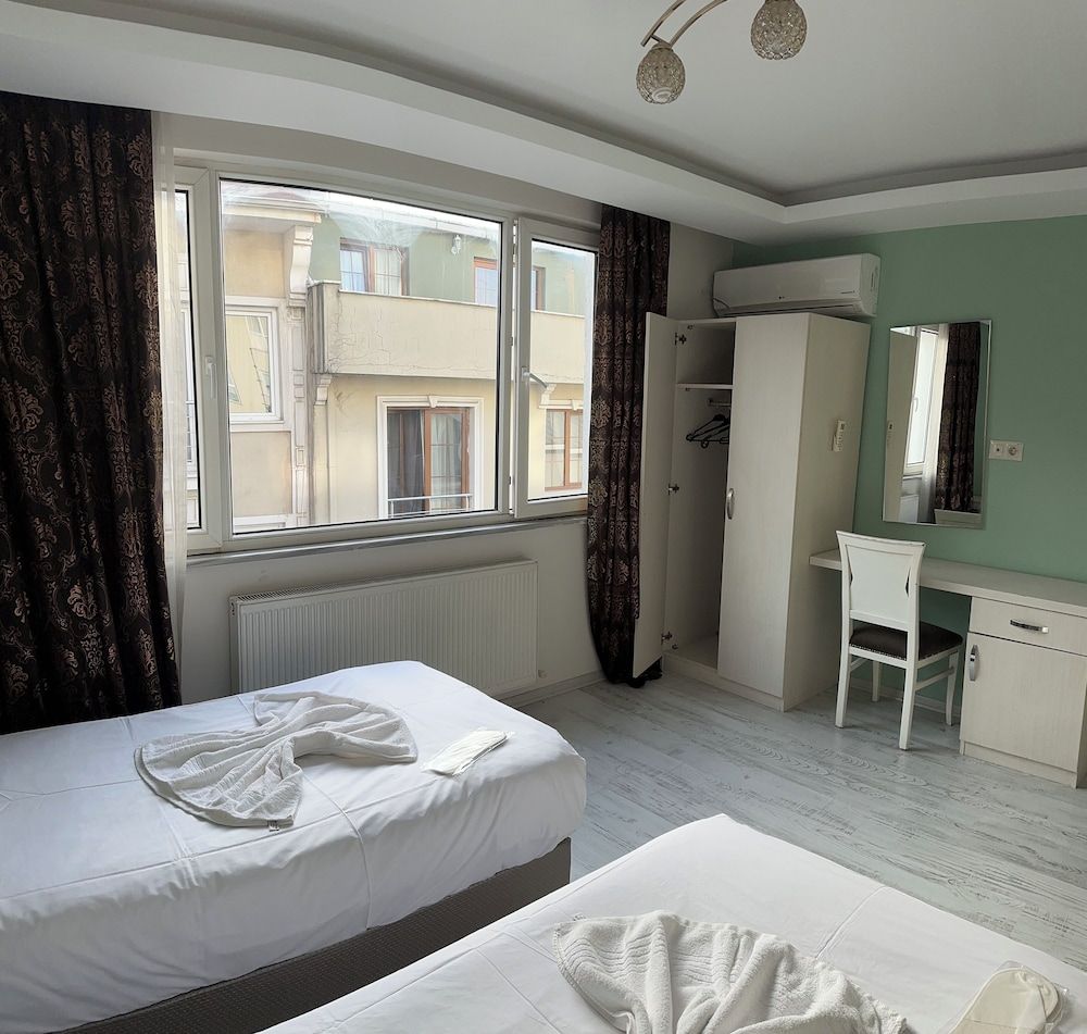 Centre Suites Taksim Family Condo 14