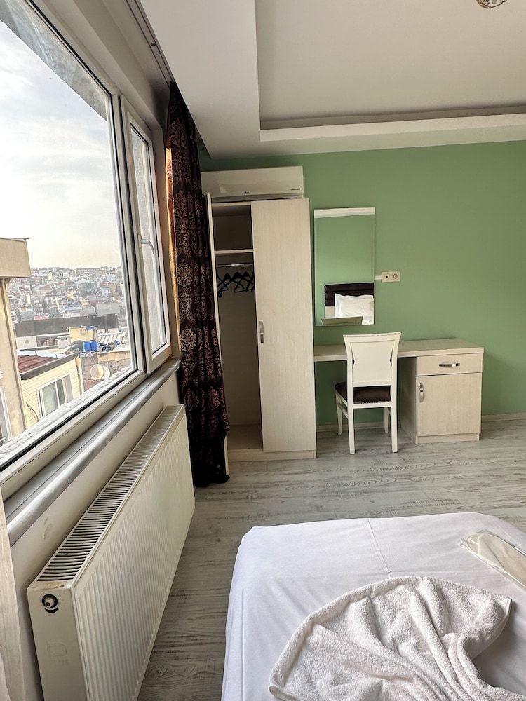 Centre Suites Taksim Family Condo 15
