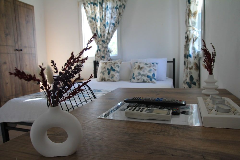 Eski Datca Pansiyon Cafe Family Room 18