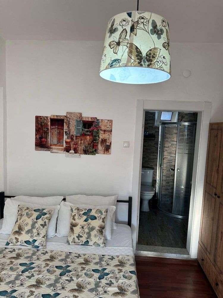 Eski Datca Pansiyon Cafe Grand Triple Room 23