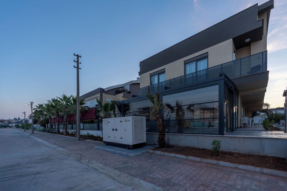 undefined Lara Beach Homes 10