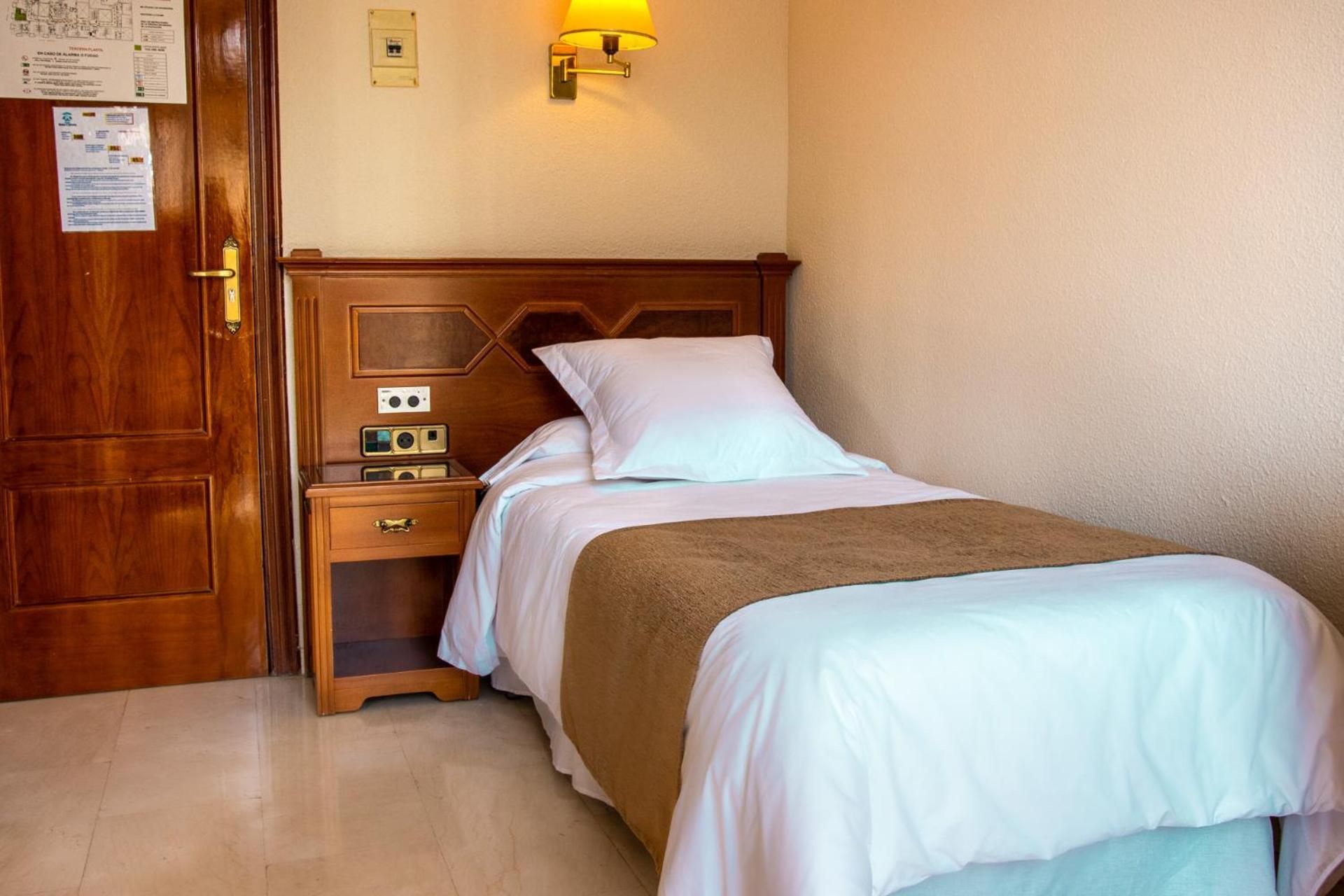 Single - Room