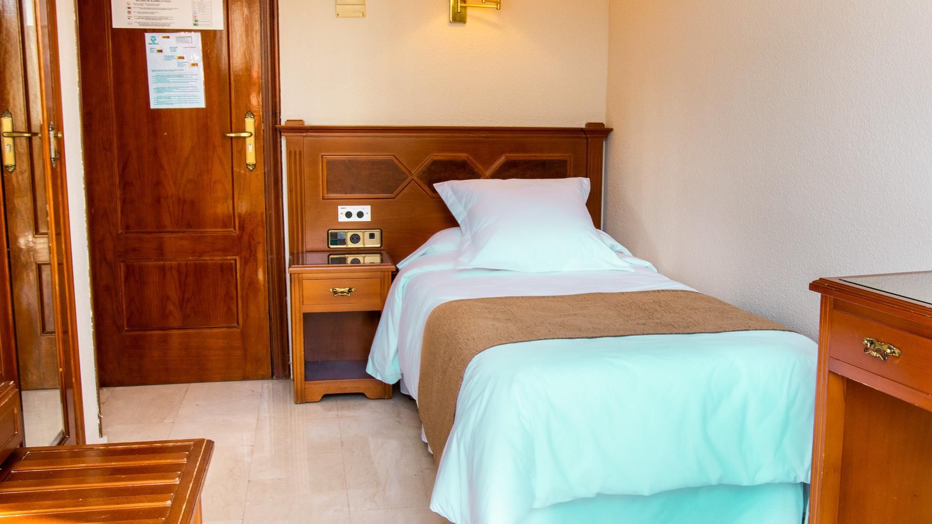 Single - Room