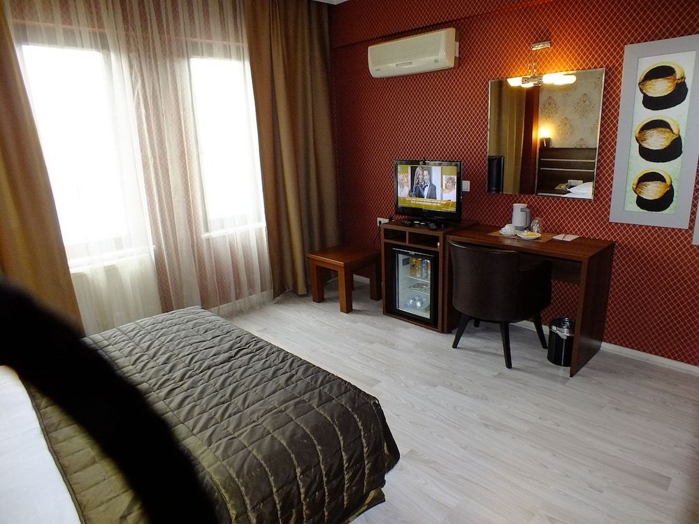 Lifos Otel Double Room 11