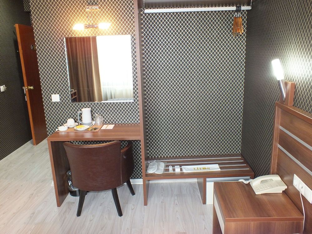 Lifos Otel Double Room 13