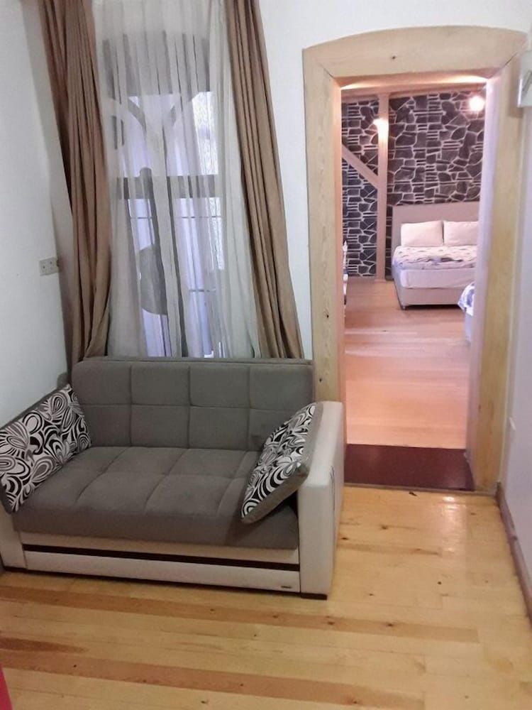 Taksimparis Apartments Penthouse 2