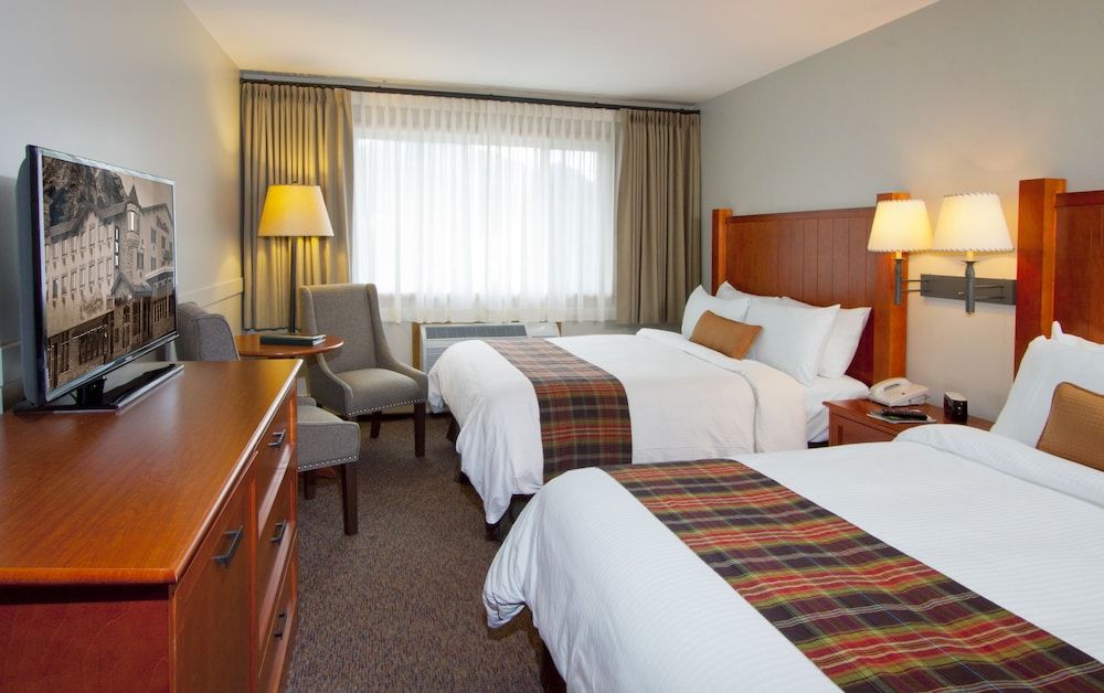 undefined Whistler's Inn 2