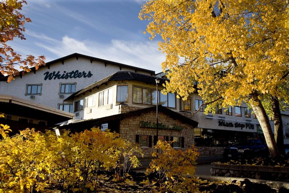 undefined Whistler's Inn 4