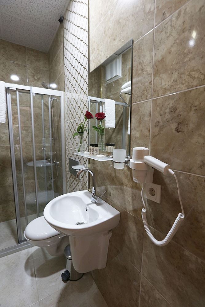 Taksim Maxwell Hotel Deluxe Room, Balcony 11