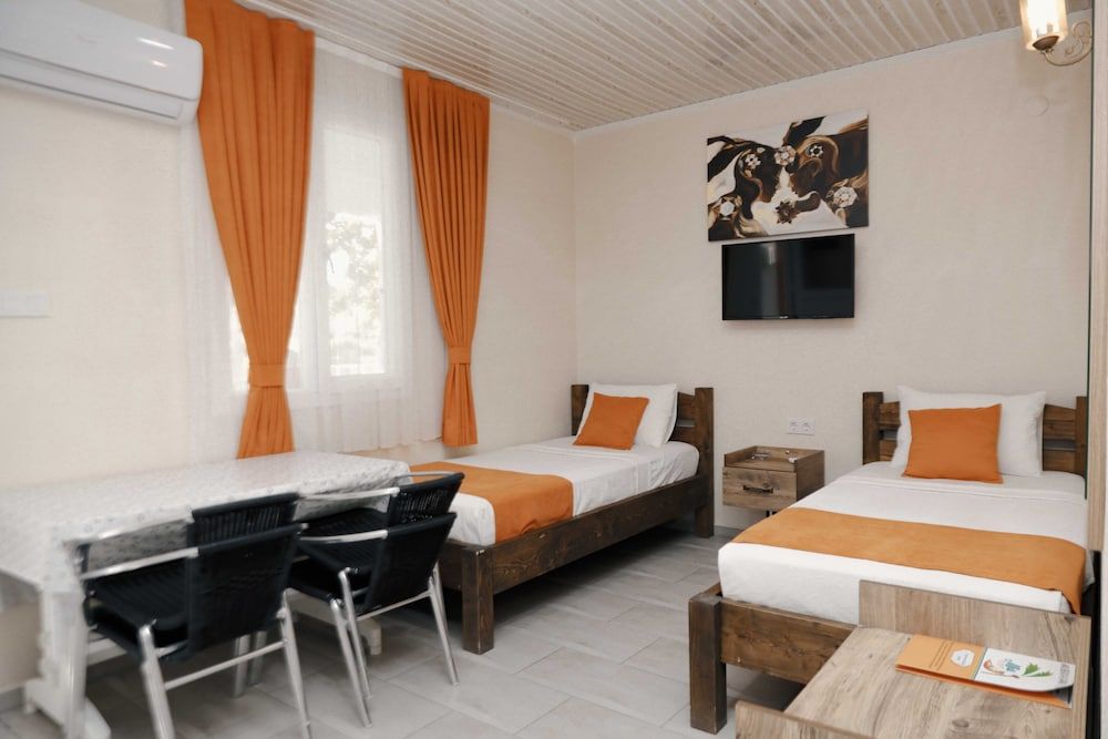 Apartment, Partial Sea View