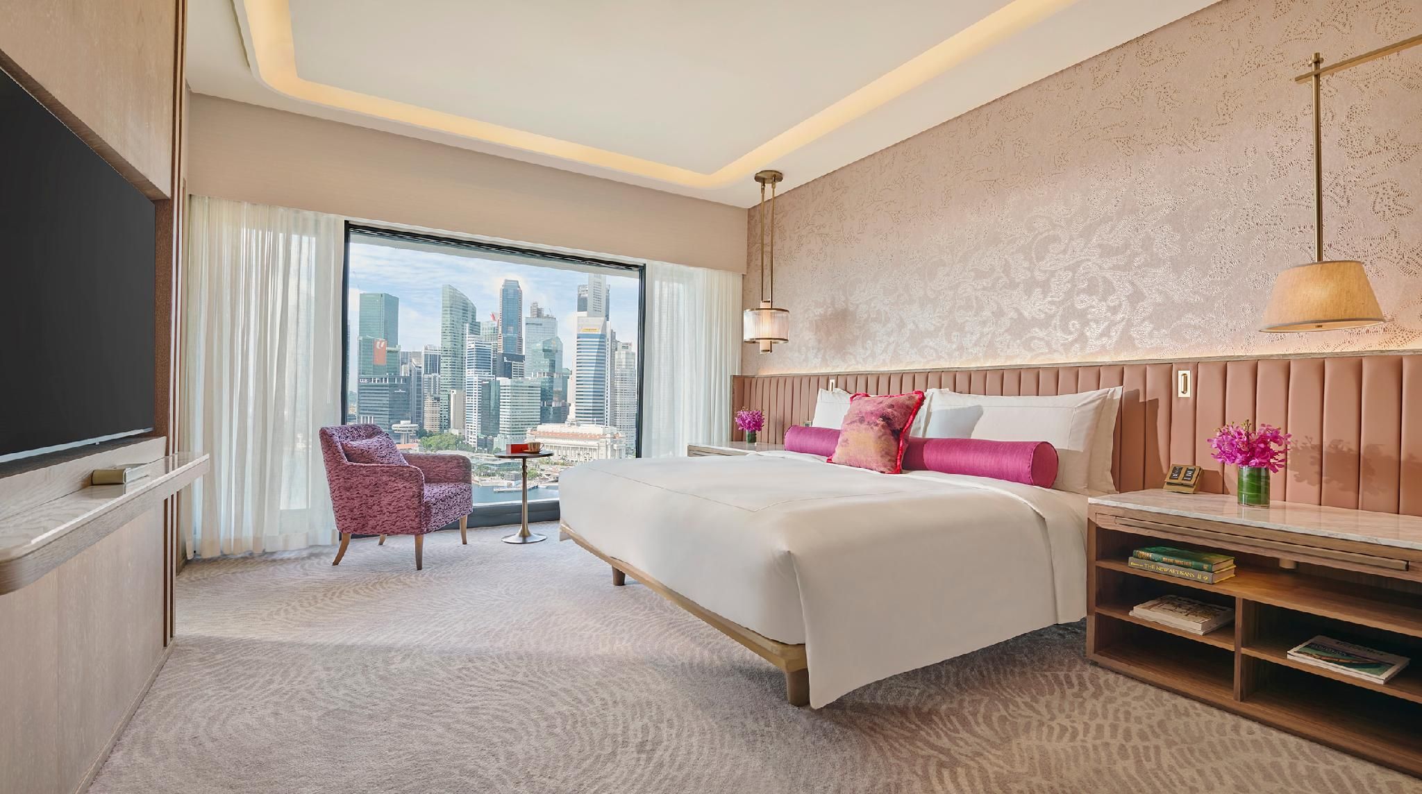 Marina Bay Suite with Balcony
