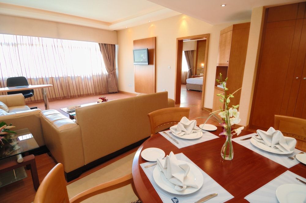 undefined Juffair Grand Hotel 4