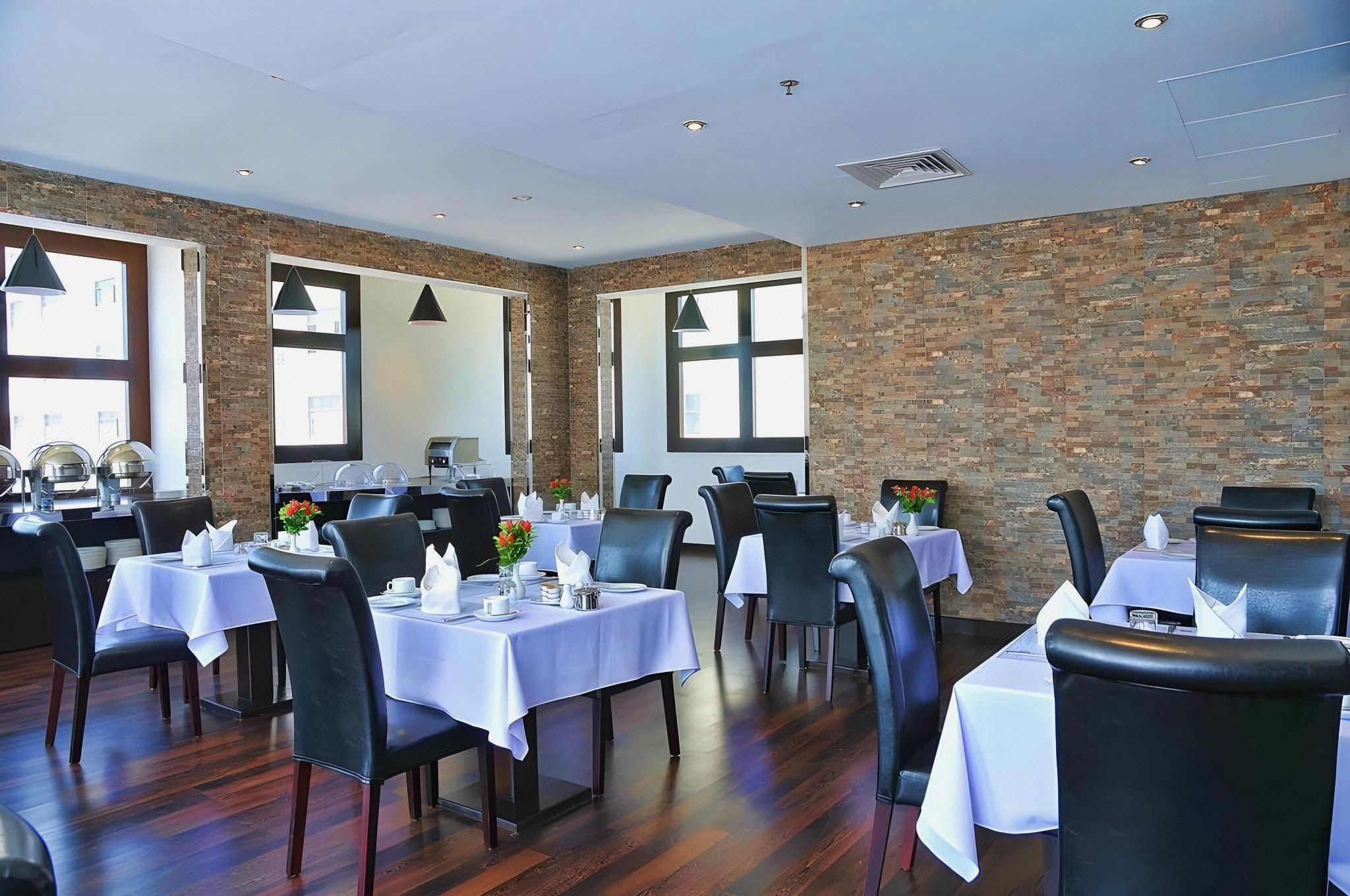 undefined Juffair Grand Hotel 9