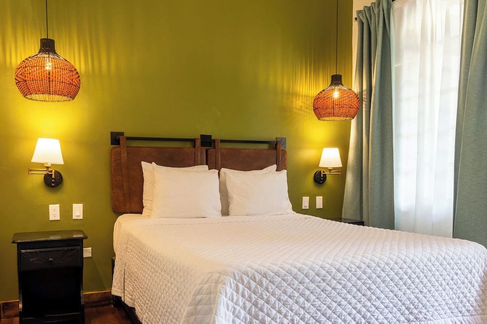 Standard Double Room, 1 Queen Bed, Garden View