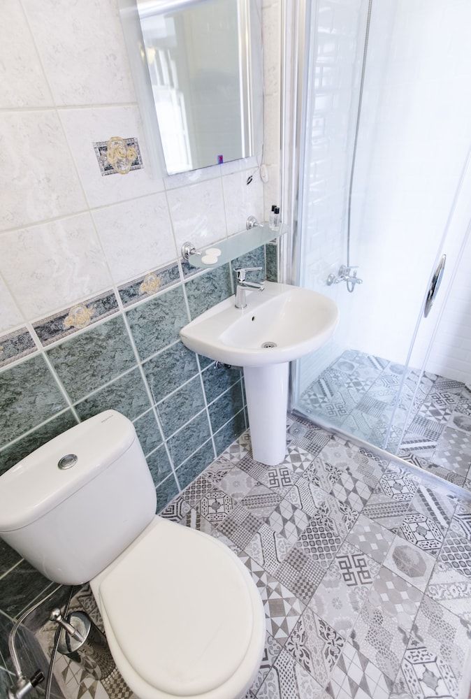 Cheers Vintage - Hostel Superior Double Room, 1 Double Bed, Ensuite, Sea View 8
