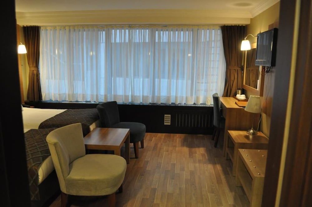 Kadıköy Park Suites Superior Twin Room 3