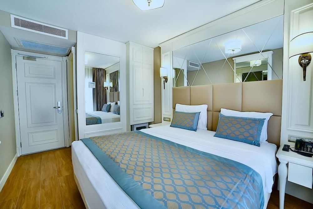 undefined Beethoven Hotel & Suite 5