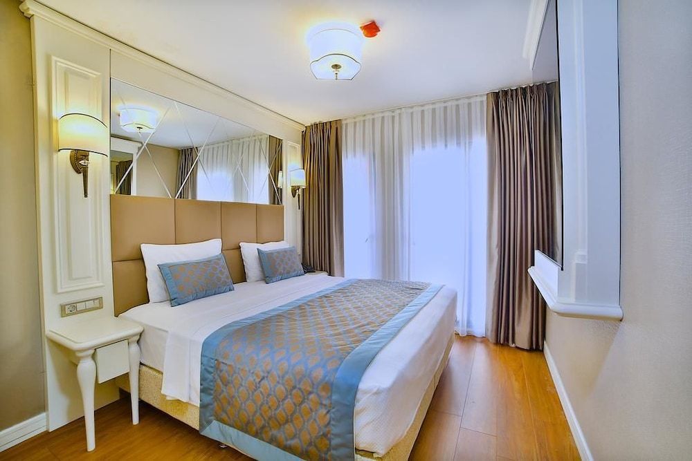 undefined Beethoven Hotel & Suite 2