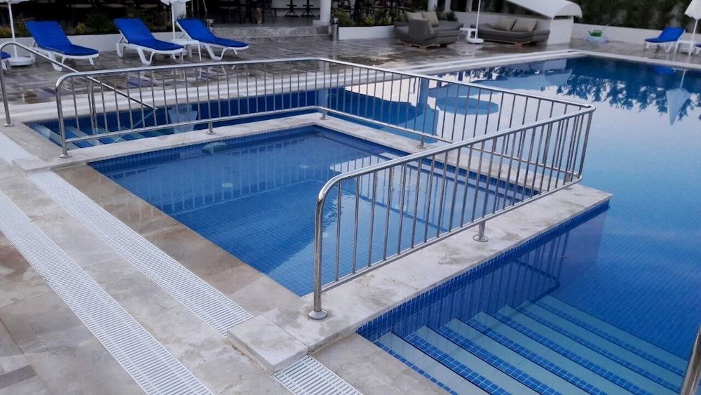Childrens Pool