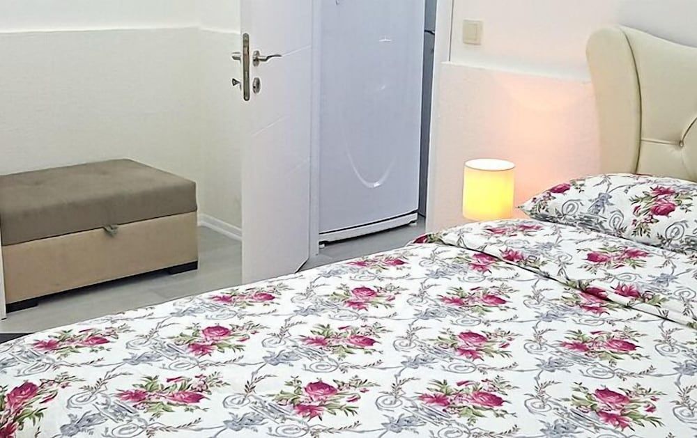 Deluxe Suite, 1 Bedroom (Apartment 2)