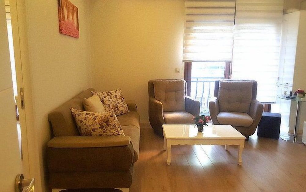Deluxe Suite, 1 Bedroom (Apartment 9)