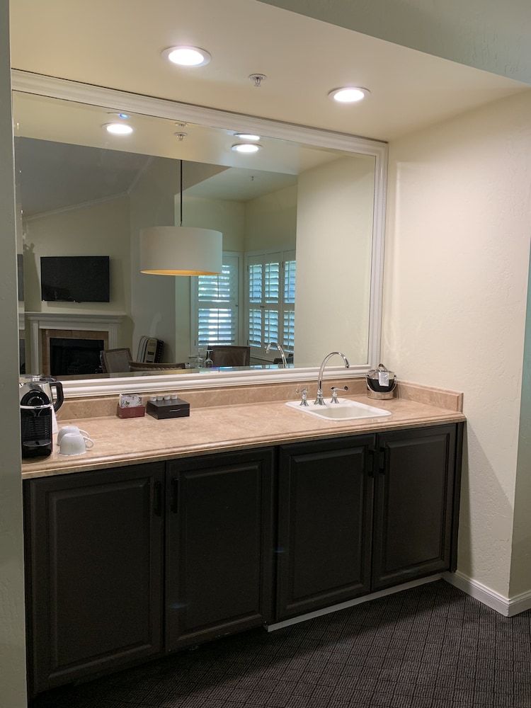 Signature Suite, 1 Bedroom, Non Smoking, Hot Tub