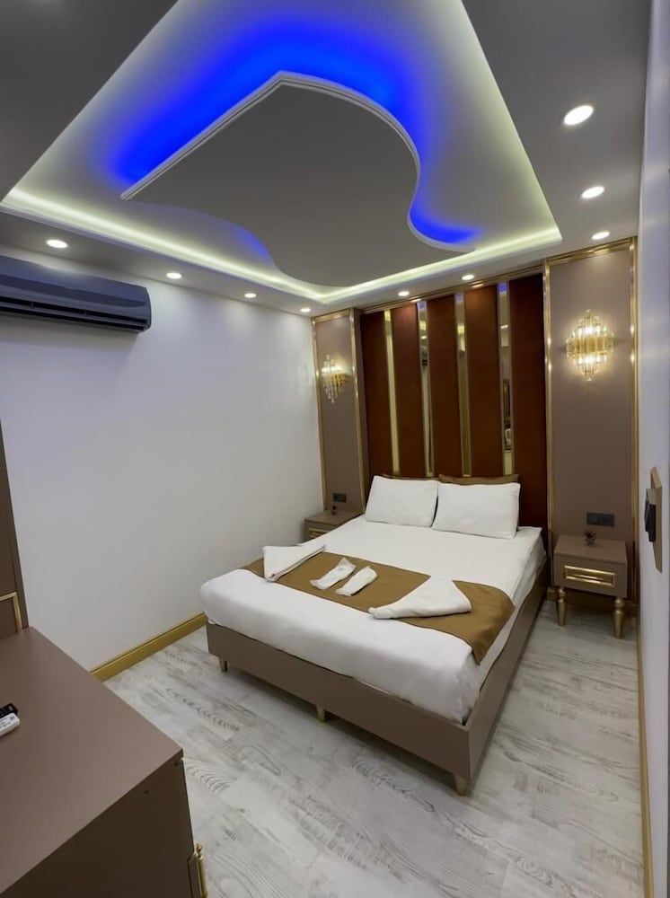 Moonlight Hotel Taksim Deluxe Double Room, City View 2