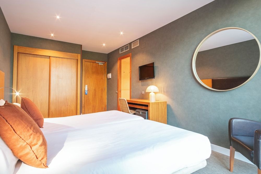 Acta Sant Just Standard Double or Twin Room 3