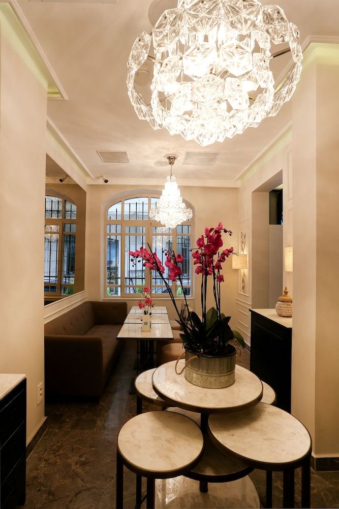 undefined Fuga Hotel Constantinidis 6