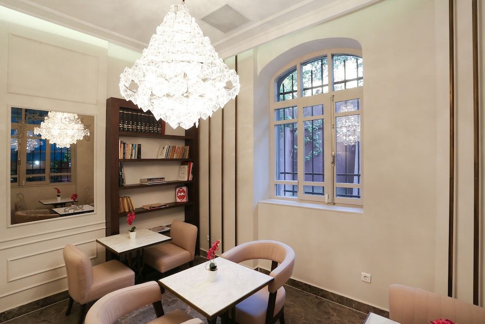 undefined Fuga Hotel Constantinidis 8