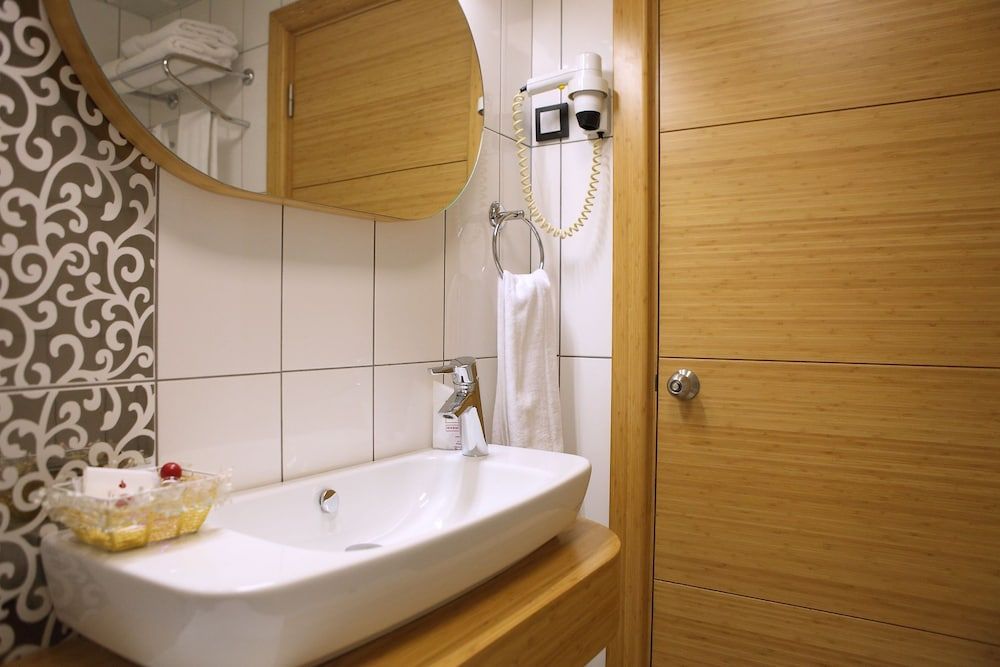 Sultan Hotel - Restaurant Deluxe Double Room Single Use 4