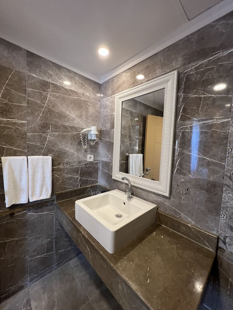 SL La Perla Hotel Kemer All Inclusive Standard Room, Mountain View 22