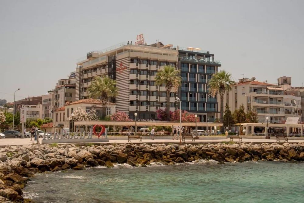 undefined Derici Hotel