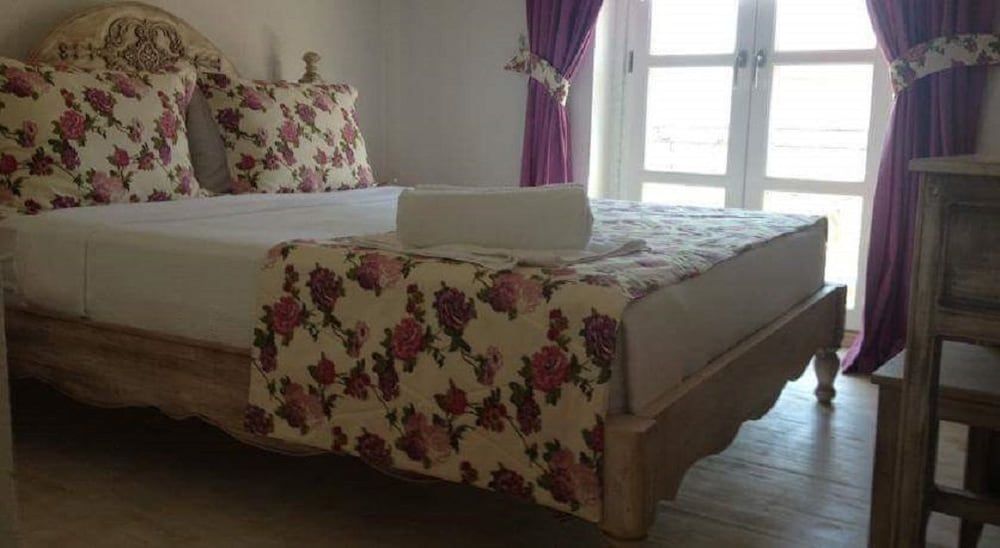 Alacati Ciftekuyu Butik Otel Economy Room 6
