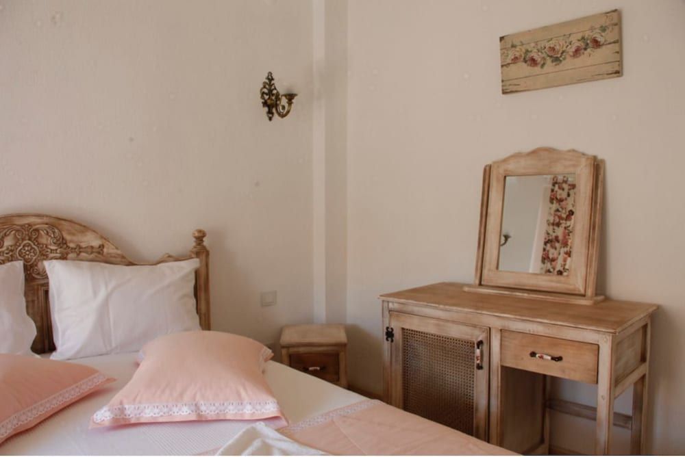 undefined Alacati Ciftekuyu Butik Otel 4