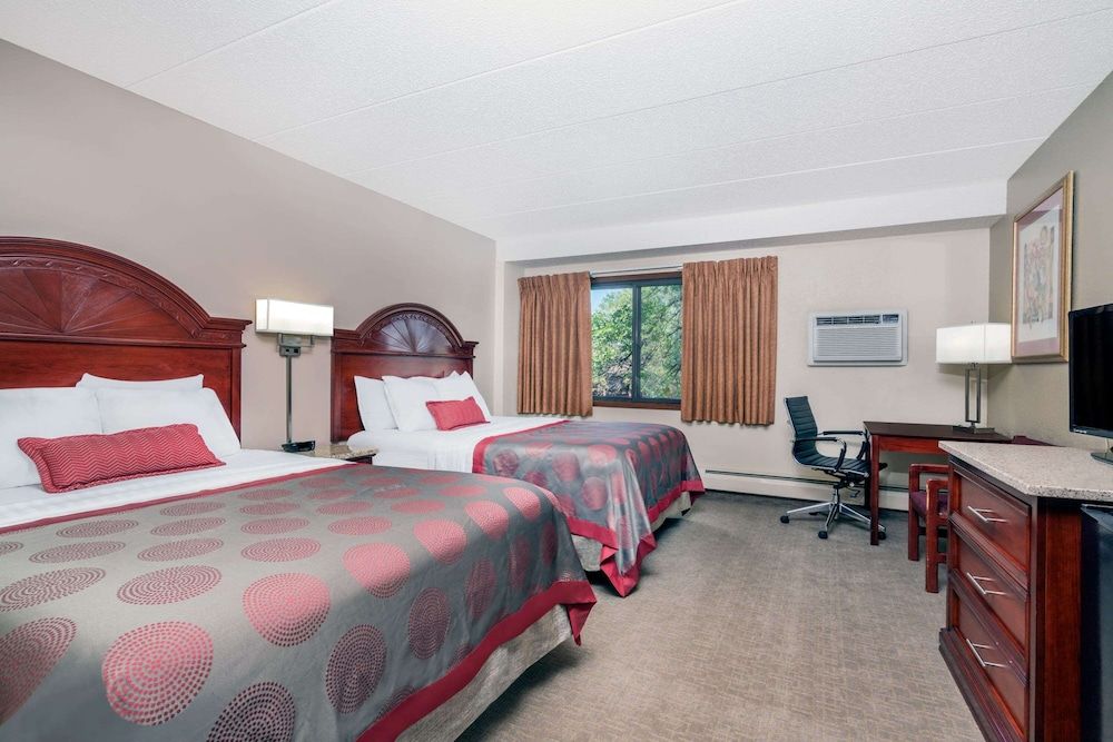 Room, 2 Queen Beds, Accessible, Non Smoking (Mobility Accessible)